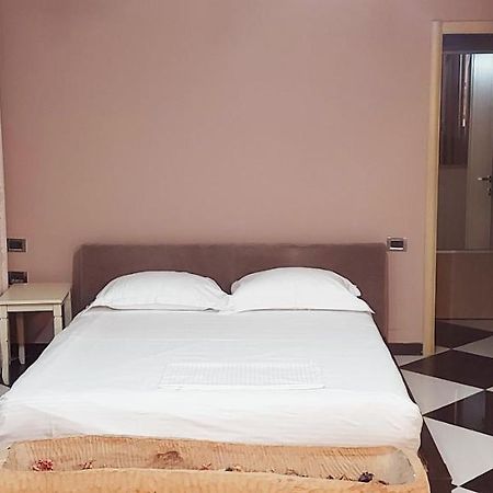 Lovely Apartment In Heart Of تيرانا المظهر الخارجي الصورة
